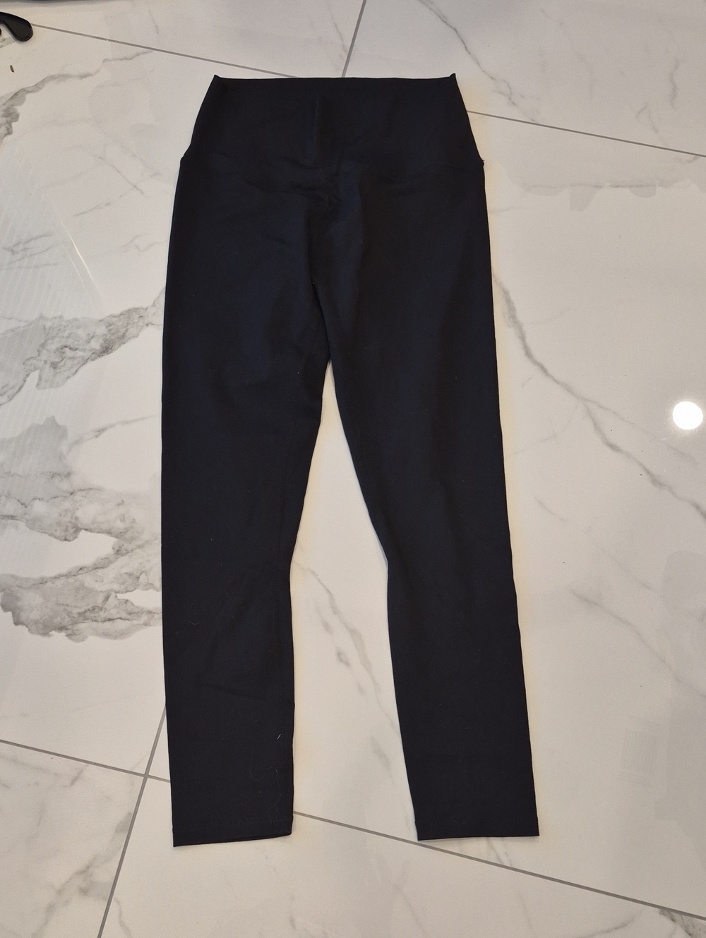 Zyia High-Waisted Light N Tight Black Leggings 6/8